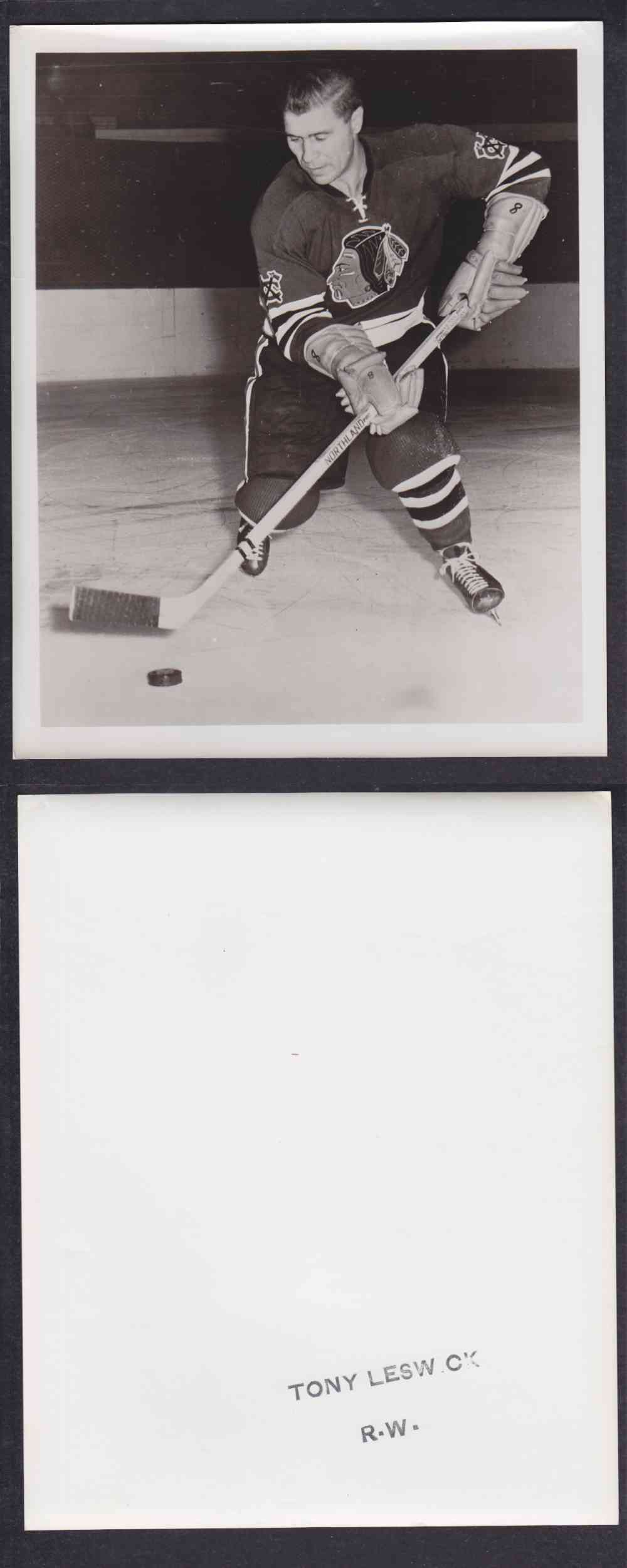 1950'S CHICAGO BLACKHAWKS PHOTO T. LESWICK photo