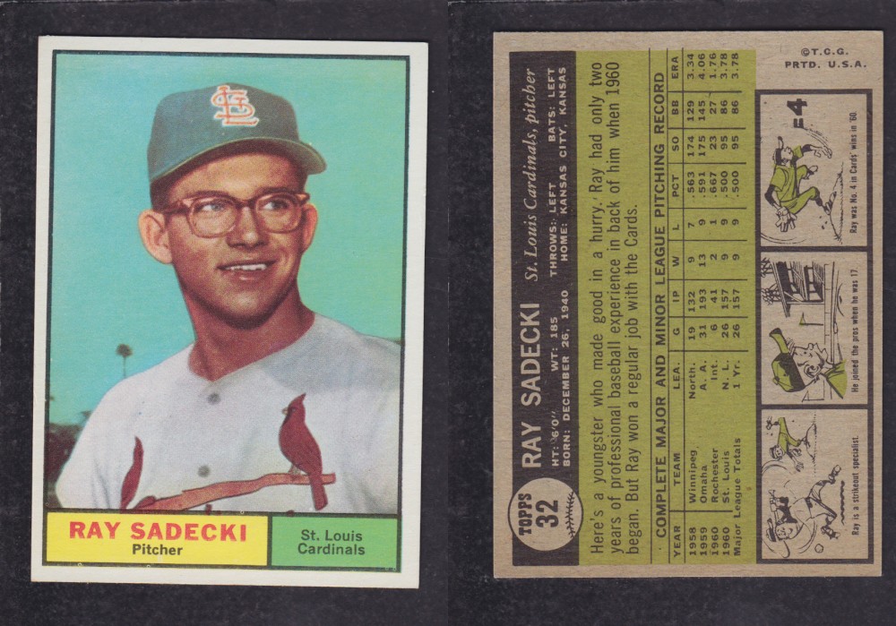 1962  TOPPS BASEBALL CARD #32  R. SADECKI photo