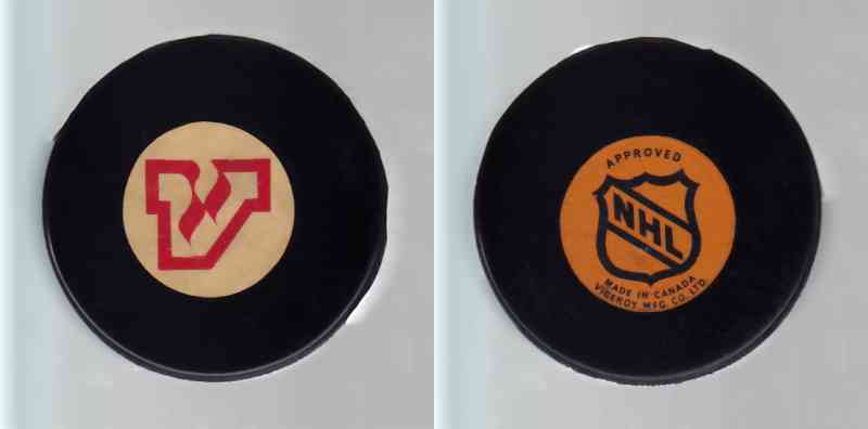 1975-83 NHL VICEROY ATLANTA FLAMES GAME PUCK photo 1975-83 NHL VICEROY ATLANTA FLAMES GAME PUCK photo