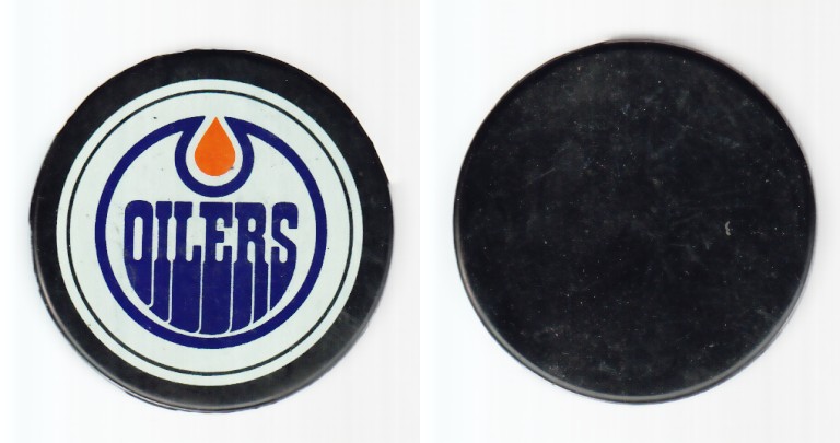 1980-87 NHL VICEROY EDMONTON OILERS PUCK photo 1980-87 NHL VICEROY EDMONTON OILERS PUCK photo