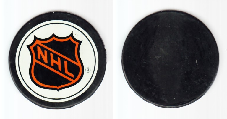 1980-87 NHL VICEROY LOGO PUCK photo 1980-87 NHL VICEROY LOGO PUCK photo