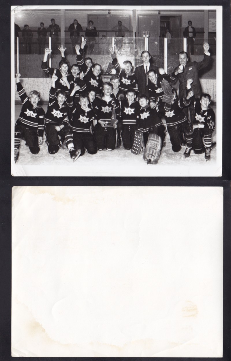 EARLY 1970'S PEE WEE ORIGINAL TEAM PHOTO INC M. BOSSY photo