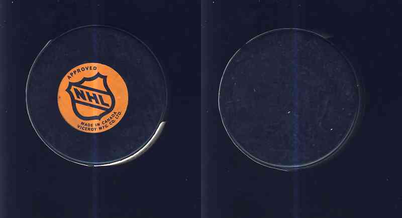 1975-83 NHL VICEROY REVERSE LOGO ONLY GAME PUCK photo 1975-83 NHL VICEROY REVERSE LOGO ONLY GAME PUCK photo