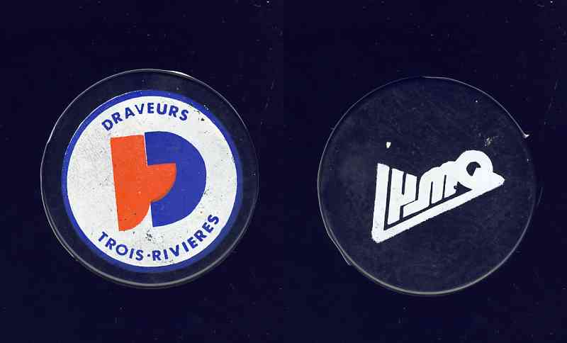 1981-91 CZ3 CZECHOSLOVAKIA TROIS-RIVIERES DRAVEURS GAME PUCK photo 1981-91 CZ3 CZECHOSLOVAKIA TROIS-RIVIERES DRAVEURS GAME PUCK photo