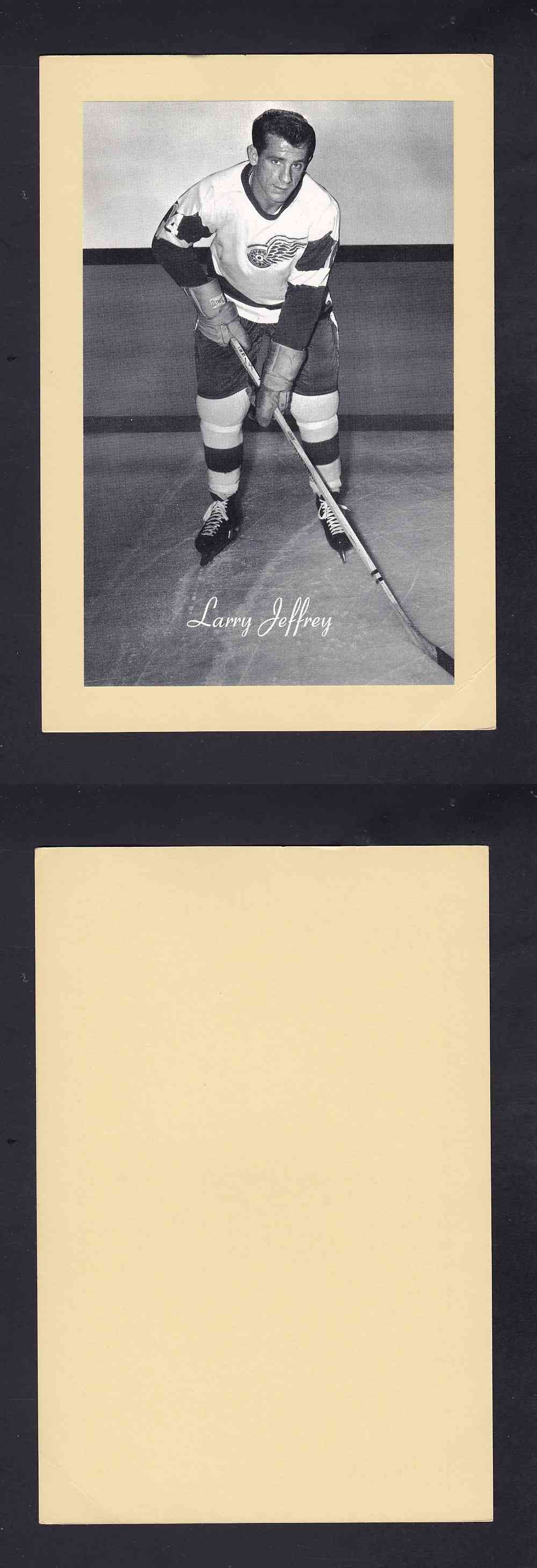 1945-64 BEEHIVE PHOTO GR.2 L. JEFFREY photo 1945-64 BEEHIVE PHOTO GR.2 L. JEFFREY photo