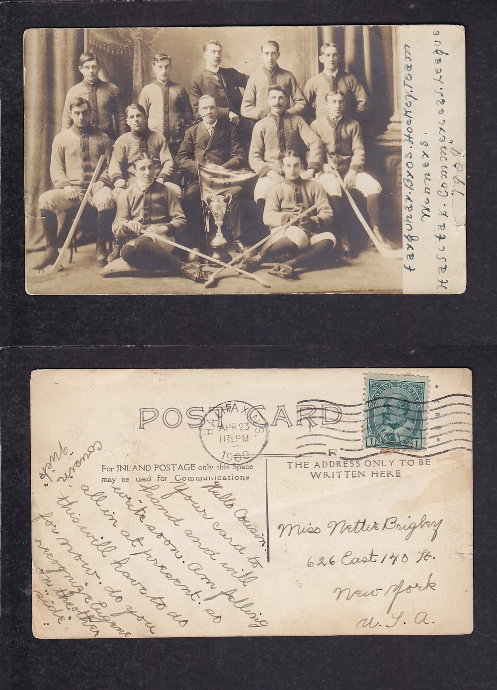 1909 HOCKEY TEAM POST CARD photo