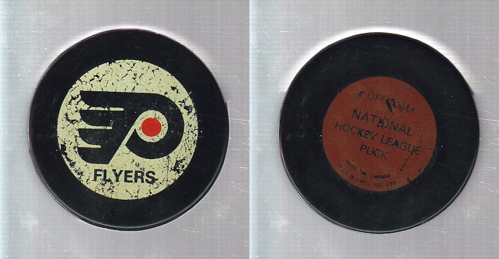 1980-83 VICEROY V4 PHILADELPHIA FLYERS GAME PUCK photo 1980-83 VICEROY V4 PHILADELPHIA FLYERS GAME PUCK photo
