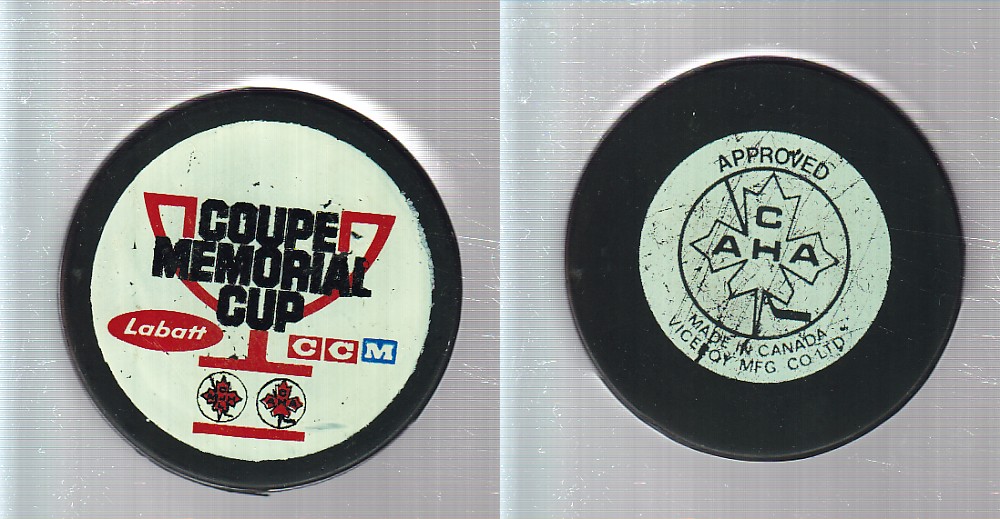 1980 VICEROY V3 REGINA MEMORIAL GAME PUCK photo 1980 VICEROY V3 REGINA MEMORIAL GAME PUCK photo