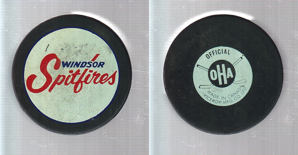 1975-81 VICEROY V3 WINDSOR SPITFIRES GAME PUCK photo 1975-81 VICEROY V3 WINDSOR SPITFIRES GAME PUCK photo