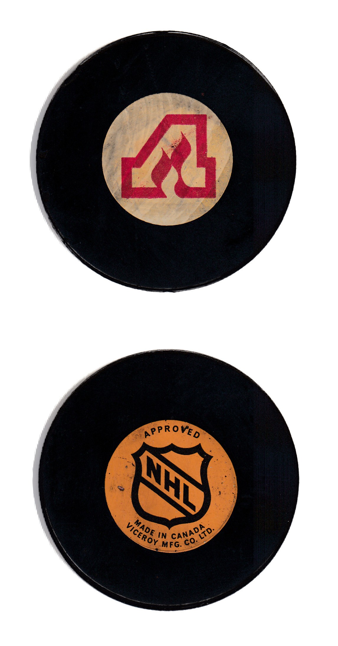 1975-83 VICEROY ATLANTA FLAMES GAME PUCK photo 1975-83 VICEROY ATLANTA FLAMES GAME PUCK photo