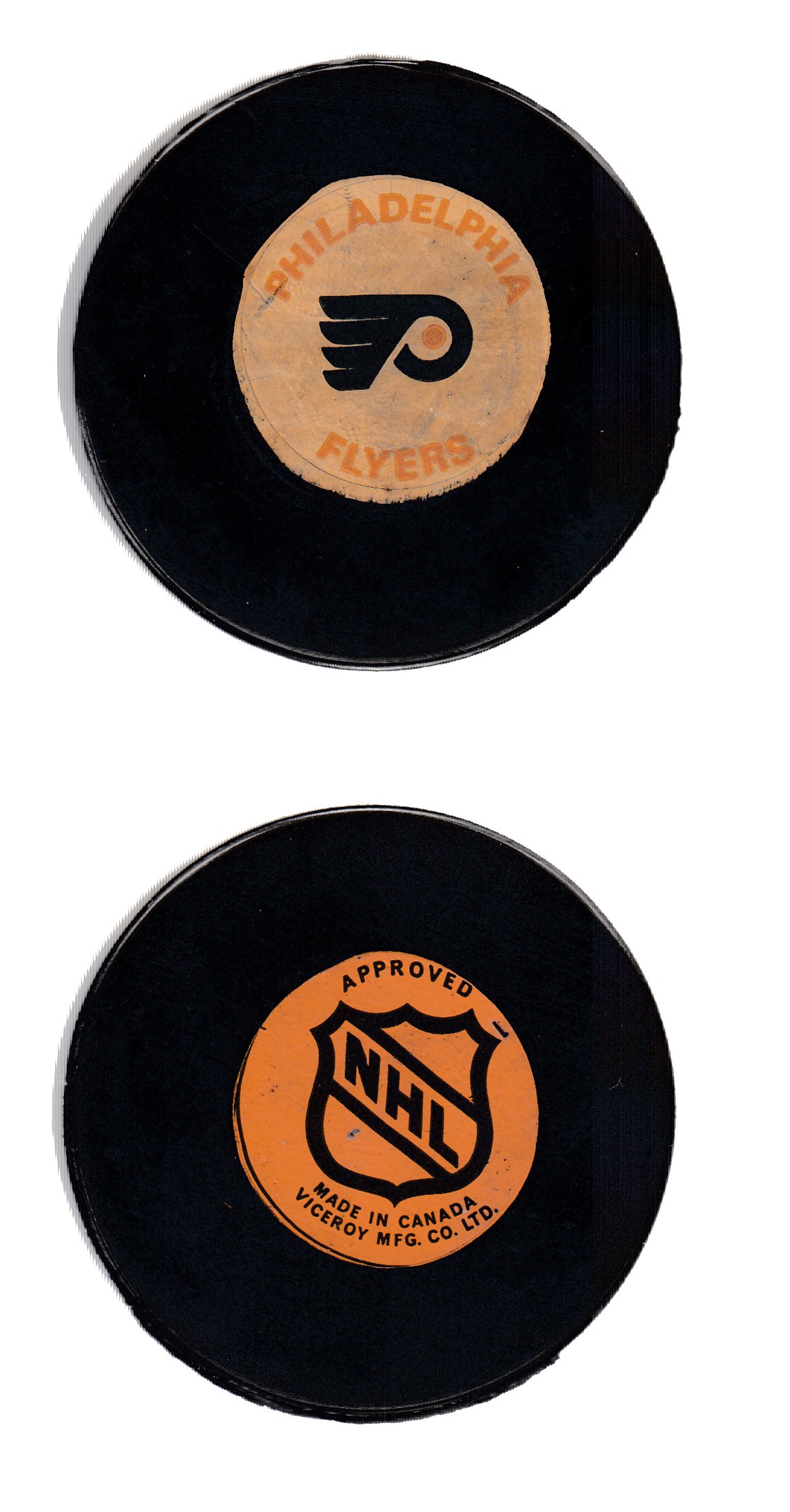 1975-83 VICEROY PHILADELPHIA FLYERS GAME PUCK photo 1975-83 VICEROY PHILADELPHIA FLYERS GAME PUCK photo