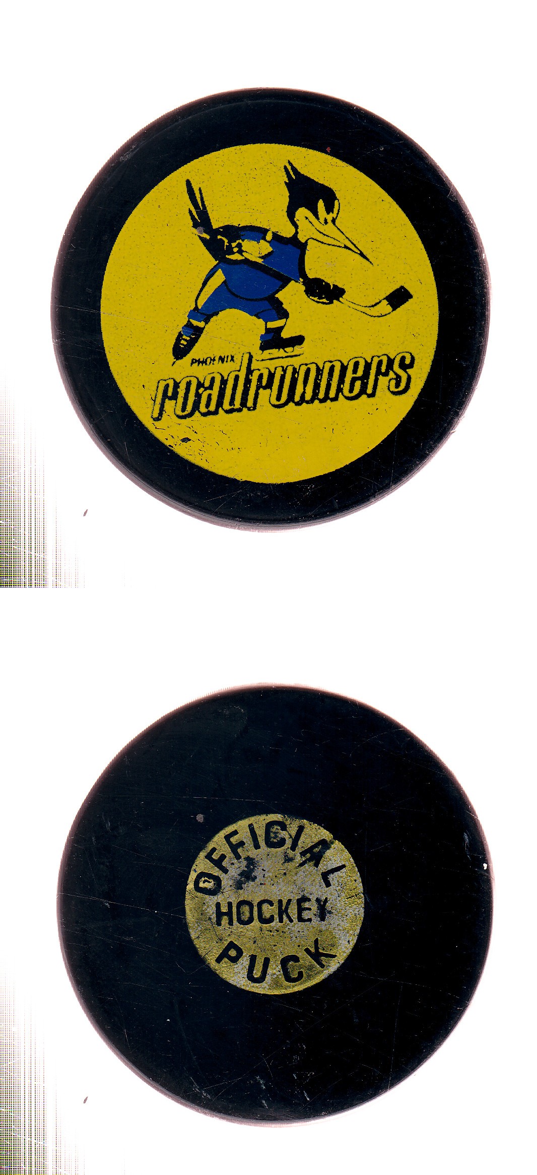 1974-78 CZECHOSLOVAKIA PHOENIX ROADRUNNERS PUCK photo 1974-78 CZECHOSLOVAKIA PHOENIX ROADRUNNERS PUCK photo