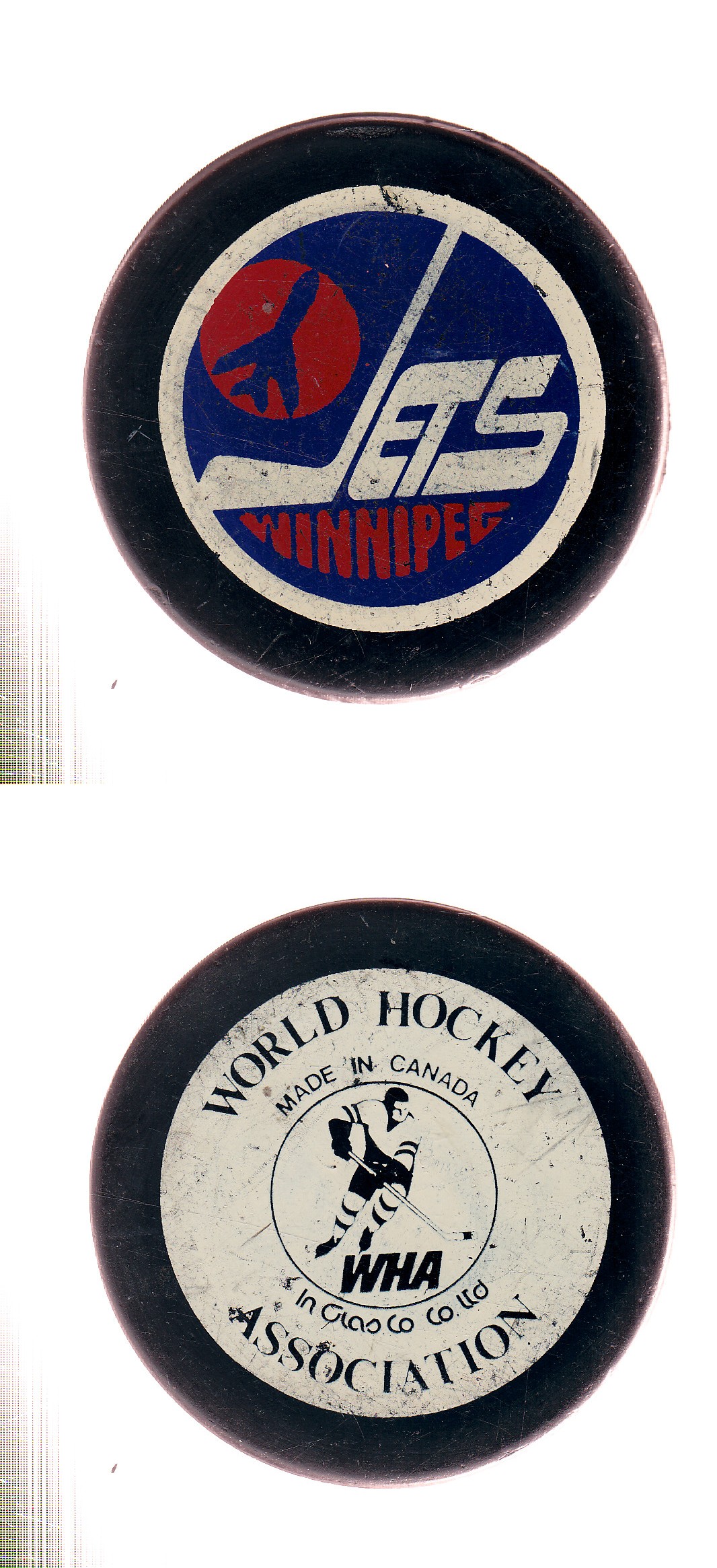 1978-79 BILTRITE IN GLAS CO WINNIPEG JETS GAME PUCK photo 1978-79 BILTRITE IN GLAS CO WINNIPEG JETS GAME PUCK photo