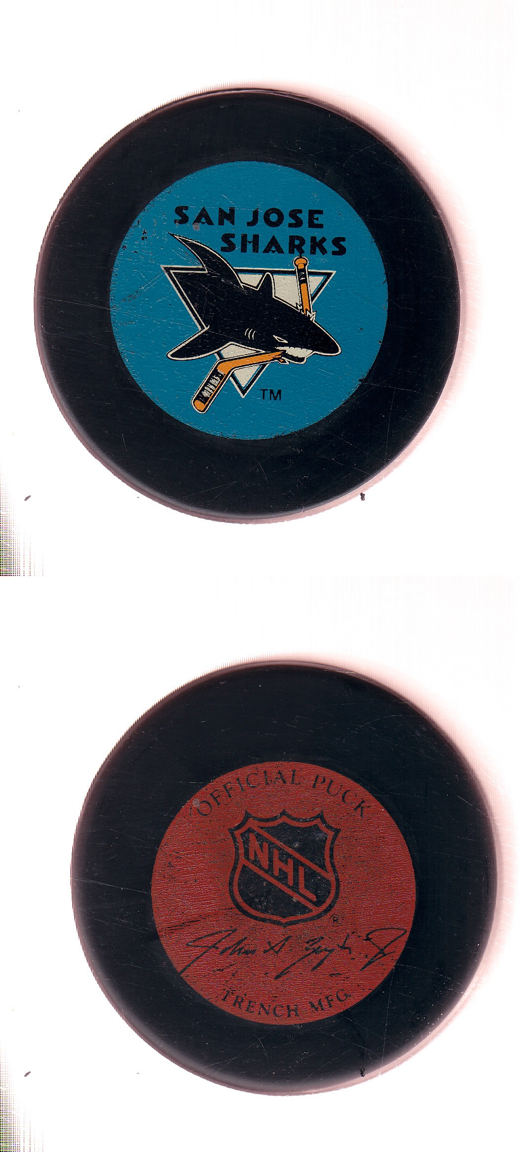 1982-92 GT1 (WITH OFFICIAL) SAN JOSE SHARKS GAME PUCK photo 1982-92 GT1 (WITH OFFICIAL) SAN JOSE SHARKS GAME PUCK photo