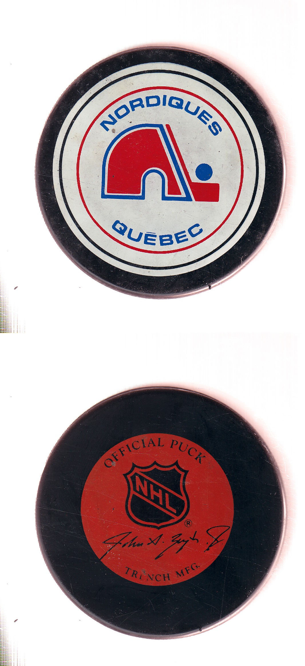 1992-93 GT3 QUEBEC NORDIQUES GAME PUCK photo