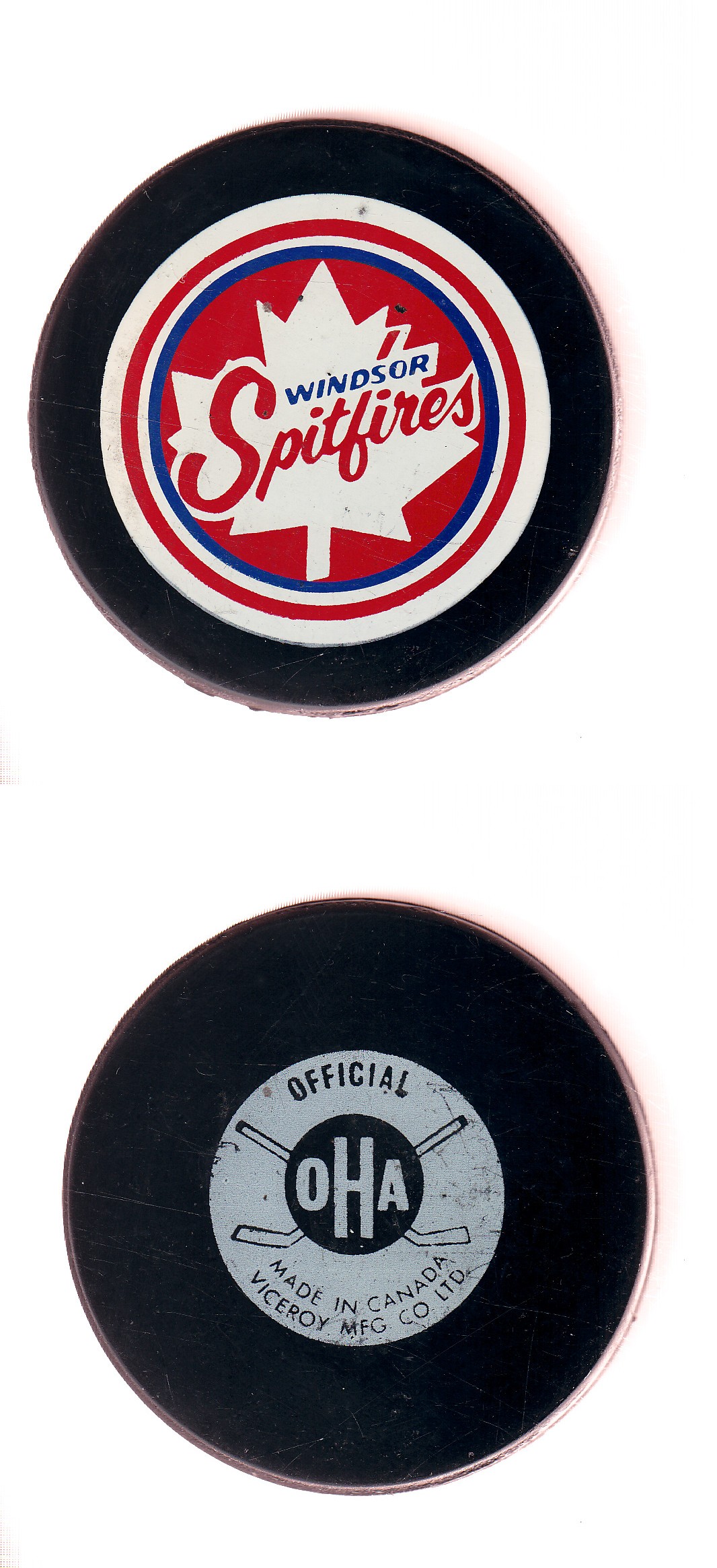 1980-81 VICEROY WINDSOR SPITFIRES GAME PUCK photo 1980-81 VICEROY WINDSOR SPITFIRES GAME PUCK photo