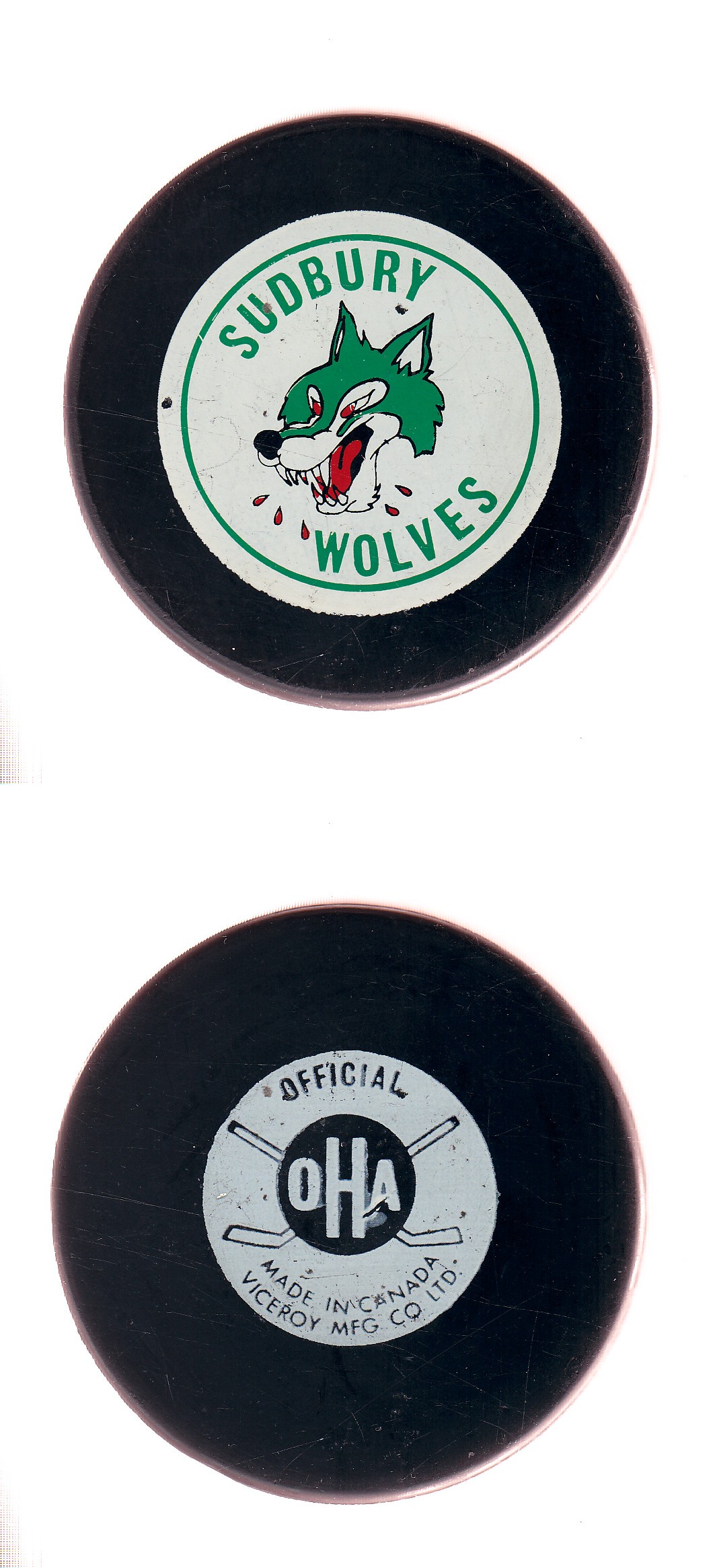 1980-81 VICEROY SUDBURY WOLVES GAME PUCK photo 1980-81 VICEROY SUDBURY WOLVES GAME PUCK photo