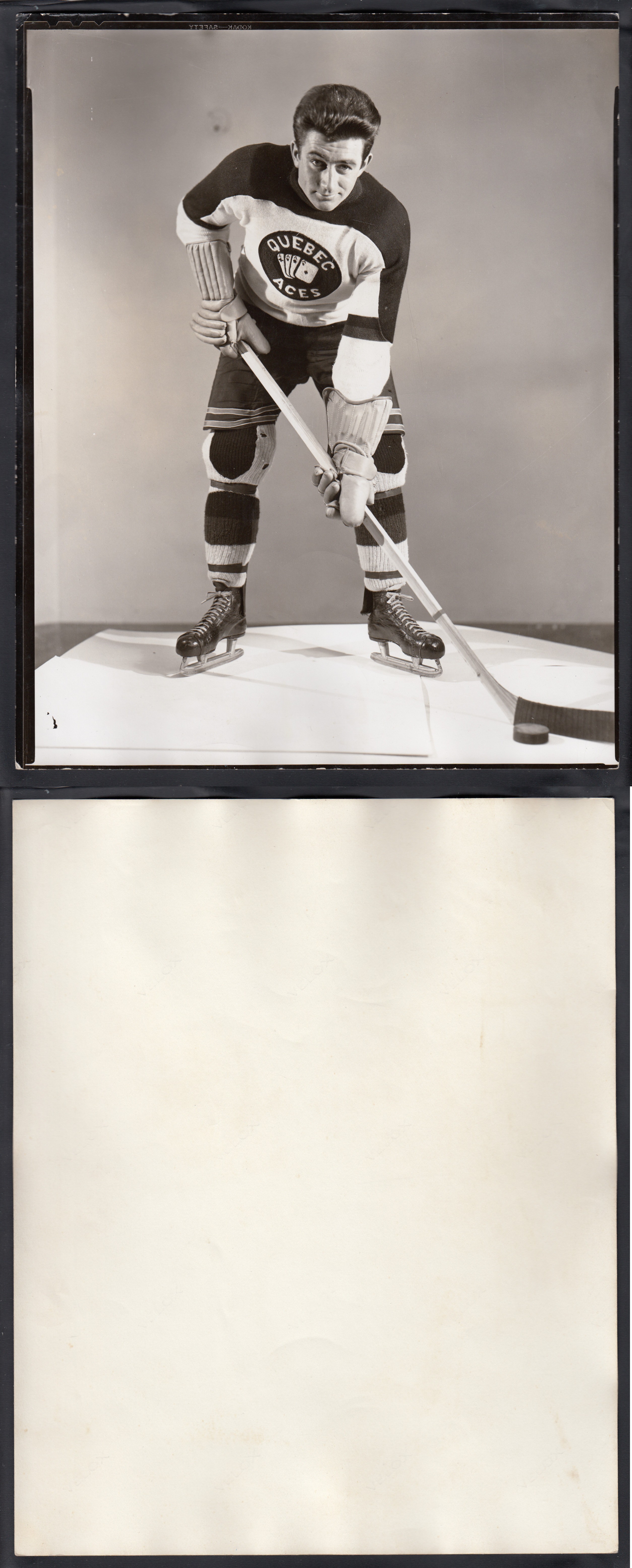 1940'S QUEBEC ACES UNKNOWN PLAYER PHOTO photo