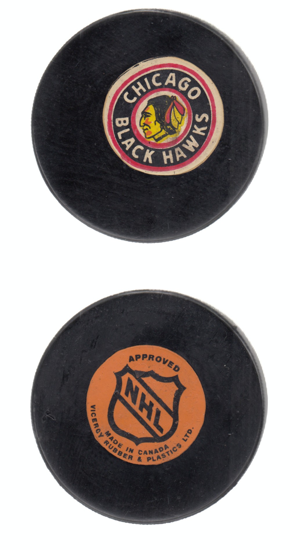 1975-83 VICEROY V3 CHICAGO BLACK HAWKS GAME PUCK photo