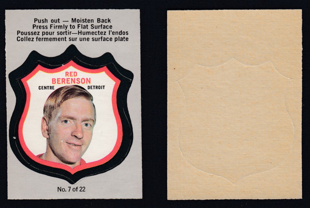 1972-73 O-PEE-CHEE PLAYER CREST #6 B. WHITE photo 1972-73 O-PEE-CHEE PLAYER CREST #6 B. WHITE photo