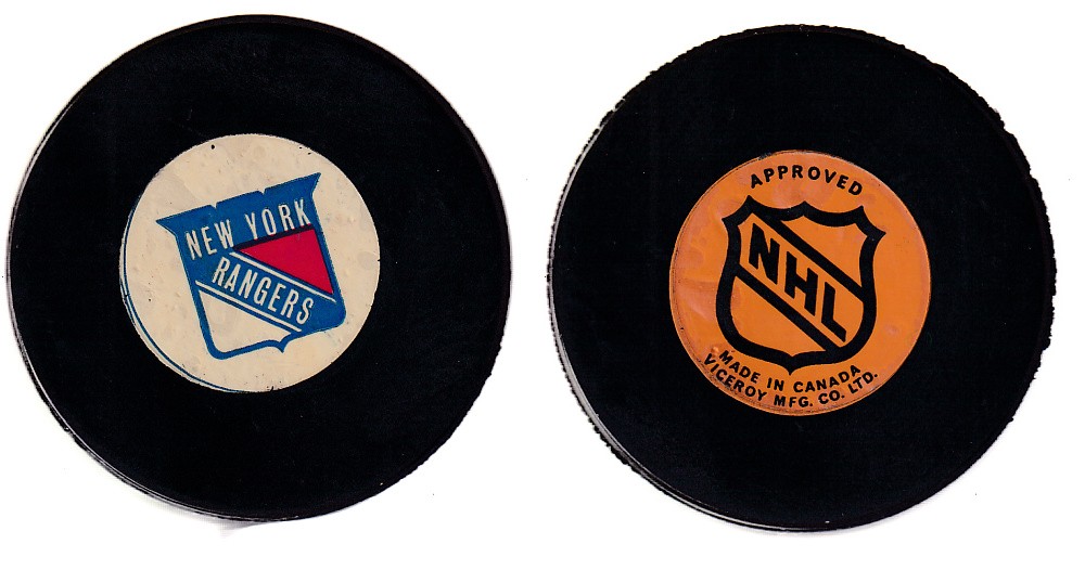 1975-83 VICEROY V3 NY RANGERS GAME PUCK photo 1975-83 VICEROY V3 NY RANGERS GAME PUCK photo