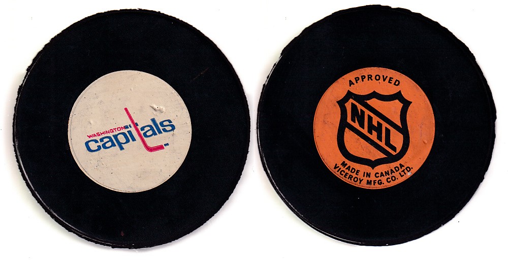 1975-83 VICEROY V3 WASHINGTON CAPITALS GAME PUCK photo 1975-83 VICEROY V3 WASHINGTON CAPITALS GAME PUCK photo