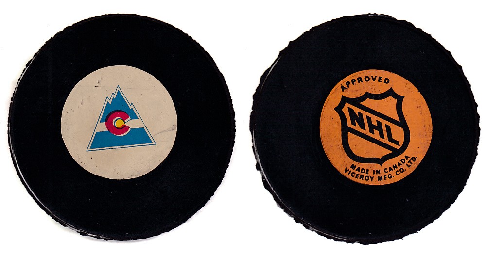 1975-83 VICEROY V3 COLORADO ROCKIES V.2 GAME PUCK photo