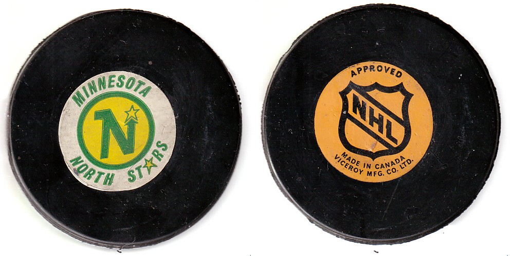 1975-83 VICEROY V3 MINNESOTA NORTH STARS GAME PUCK photo 1975-83 VICEROY V3 MINNESOTA NORTH STARS GAME PUCK photo