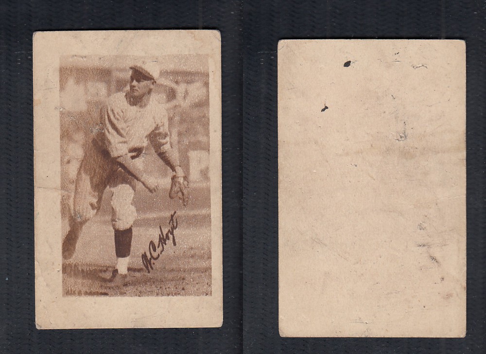 1923 V100 WILLARD'S CHOCOLATE BASEBALL CARD W.C. HOYT photo