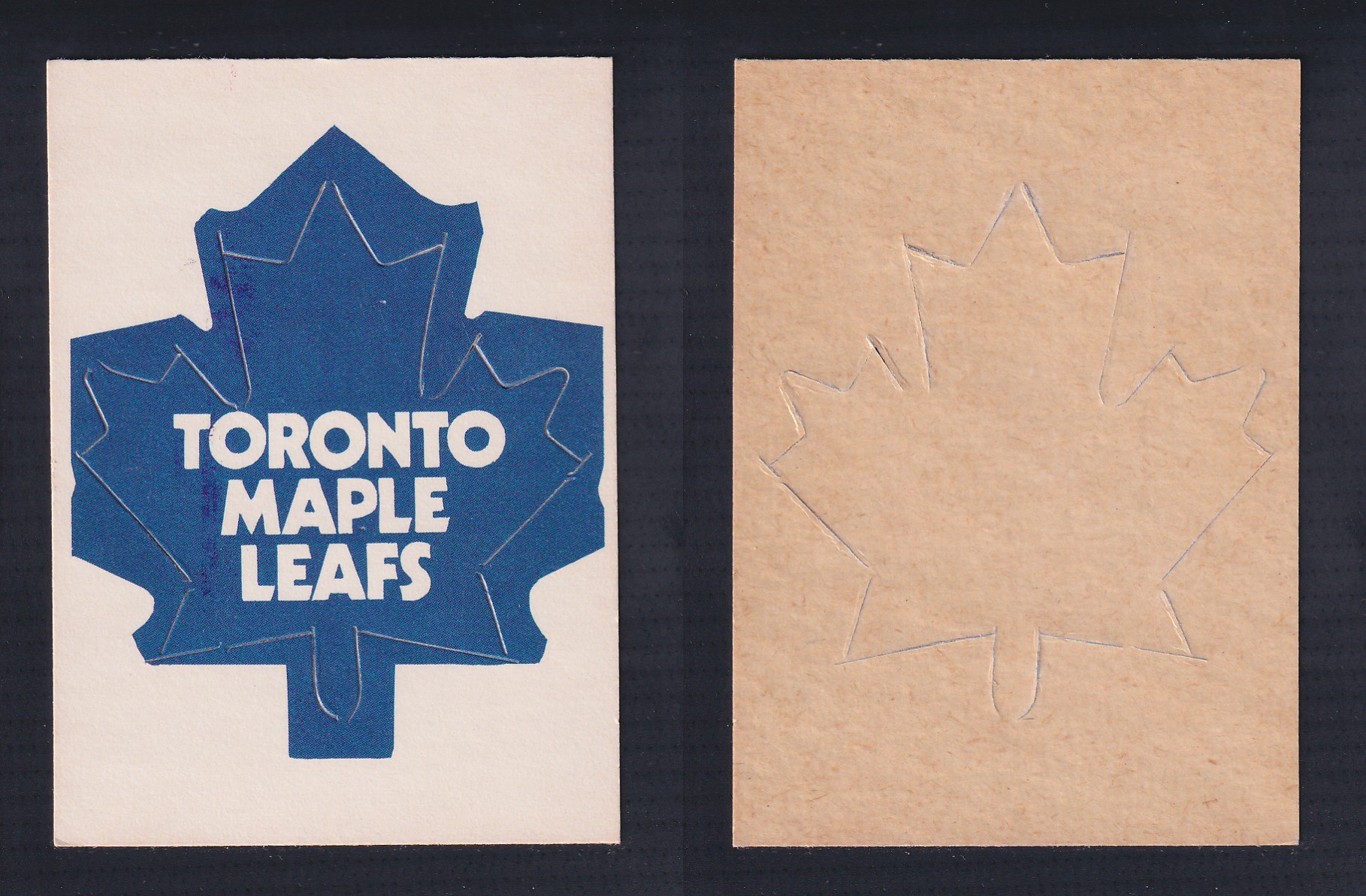 1972-73 O-PEE-CHEE TEAM EMBLEM TORONTO MAPLE LEAFS photo 1972-73 O-PEE-CHEE TEAM EMBLEM TORONTO MAPLE LEAFS photo